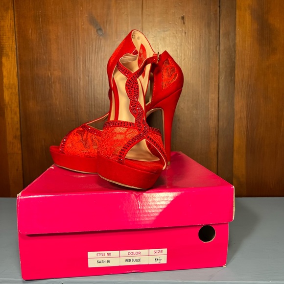 Super Sexy Red Suede, Lace & Rhinestone Stiletto Heels by Dream Pairs. 9.5M ❤️❤️ - Picture 8 of 10